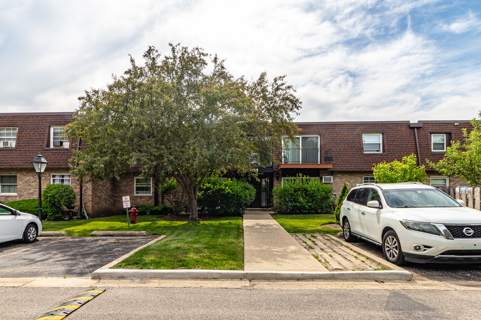 715 Grove Drive Buffalo Grove IL 60089
