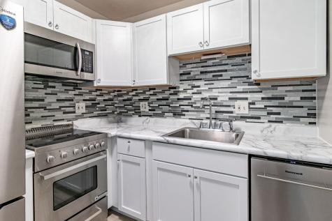 715 Grove Drive Buffalo Grove IL 60089