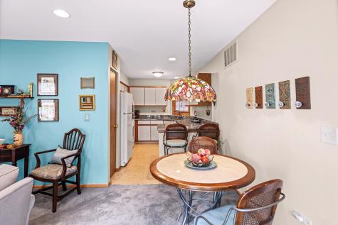 1984 North Stillwater Road Arlington Heights IL 60004