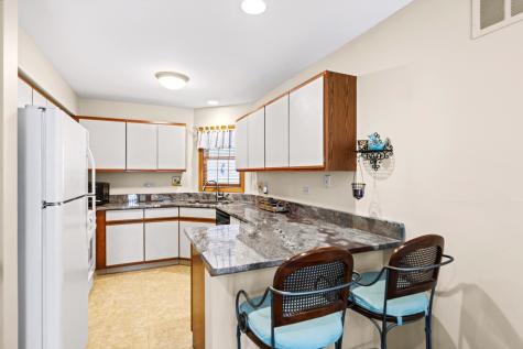 1984 North Stillwater Road Arlington Heights IL 60004
