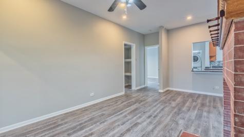 1327 East 52nd Street Chicago IL 60615