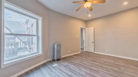 1327 East 52nd Street Chicago IL 60615
