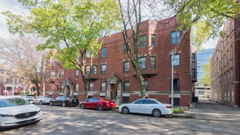 1327 East 52nd Street Chicago IL 60615