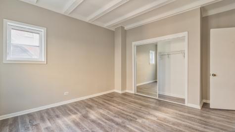 1327 East 52nd Street Chicago IL 60615