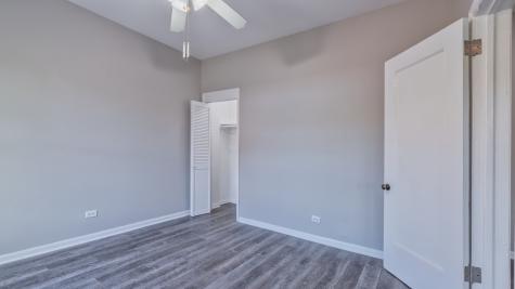 1327 East 52nd Street Chicago IL 60615