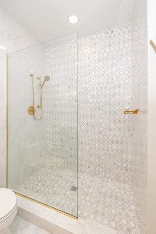 2455 West Ohio Street Chicago IL 60612
