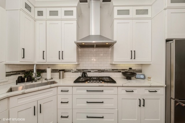 4730 South Champlain Avenue Chicago IL 60615