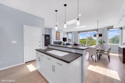 2919 North Southport Avenue Chicago IL 60657