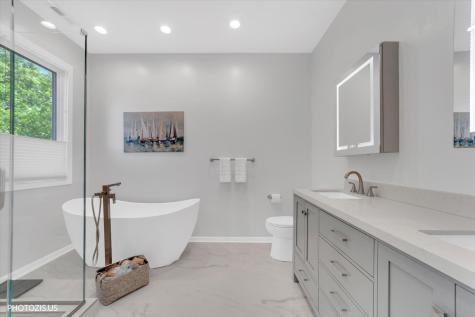 2919 North Southport Avenue Chicago IL 60657