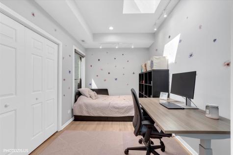 2919 North Southport Avenue Chicago IL 60657