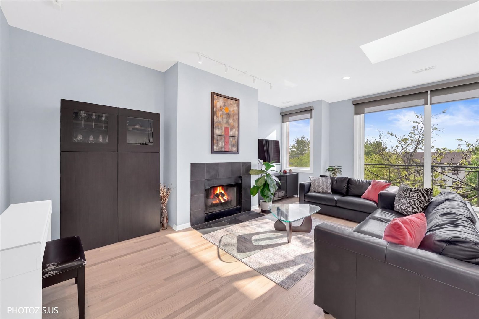 2919 North Southport Avenue Chicago IL 60657