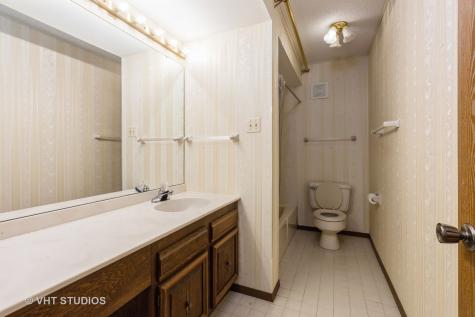 1450 Tanglewood Street Flossmoor IL 60422