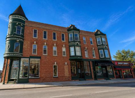 2204 North Clybourn Avenue Chicago IL 60614