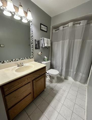 15801 Peggy Lane Oak Forest IL 60452