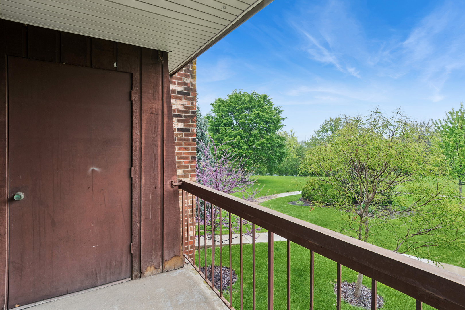 460 Raintree Court Glen Ellyn IL 60137