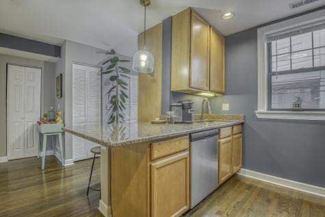 5232 North Campbell Avenue Chicago IL 60625