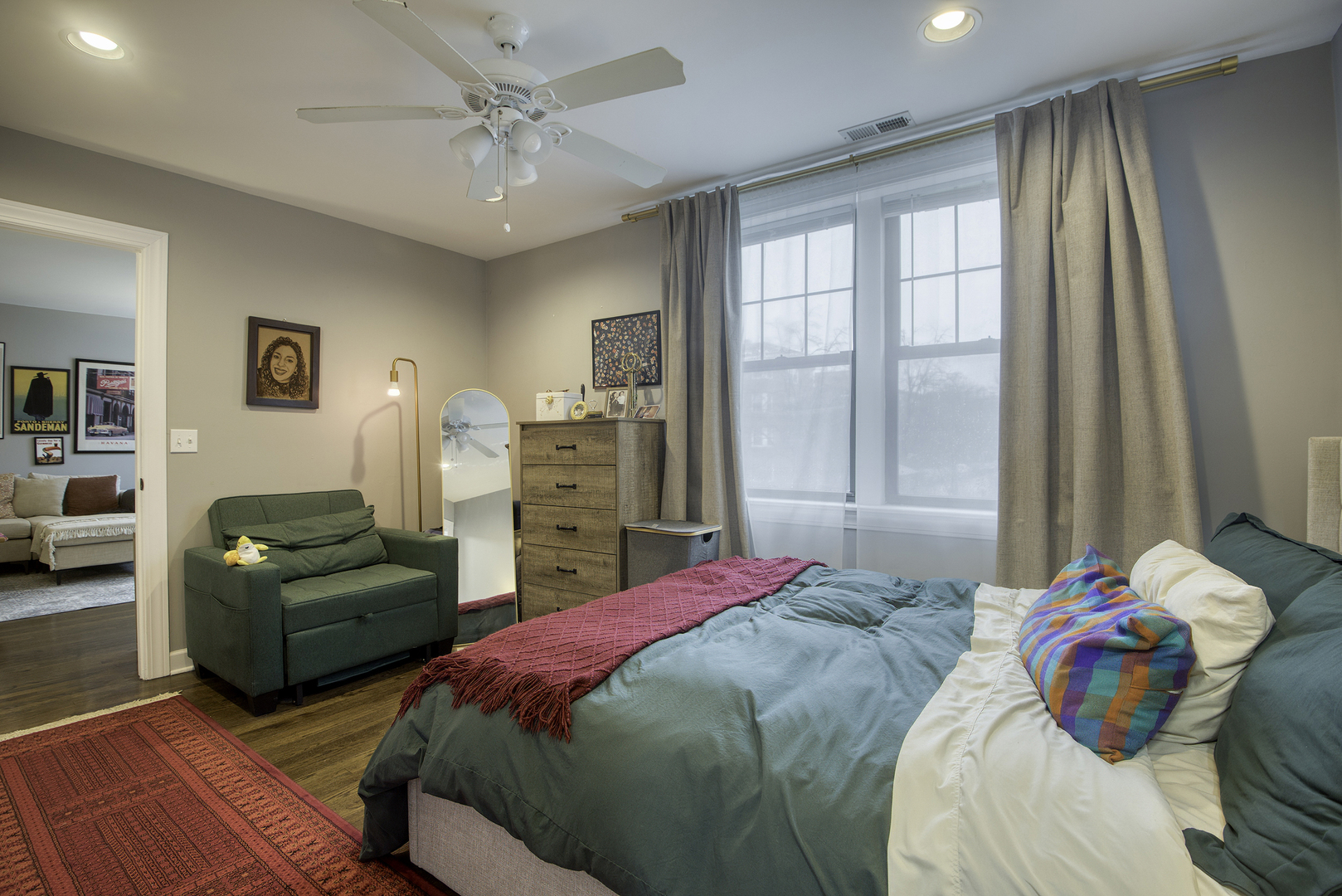 5232 North Campbell Avenue Chicago IL 60625