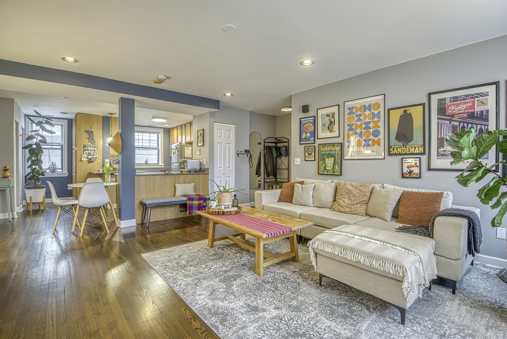 5232 North Campbell Avenue Chicago IL 60625