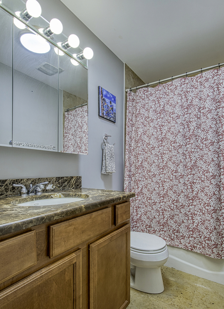 5232 North Campbell Avenue Chicago IL 60625