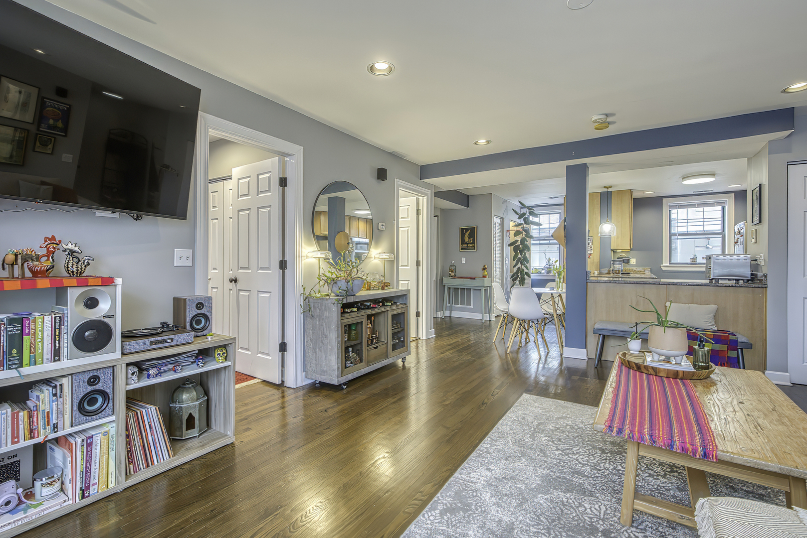 5232 North Campbell Avenue Chicago IL 60625