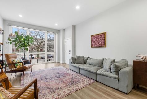 327 South Leavitt Street Chicago IL 60612