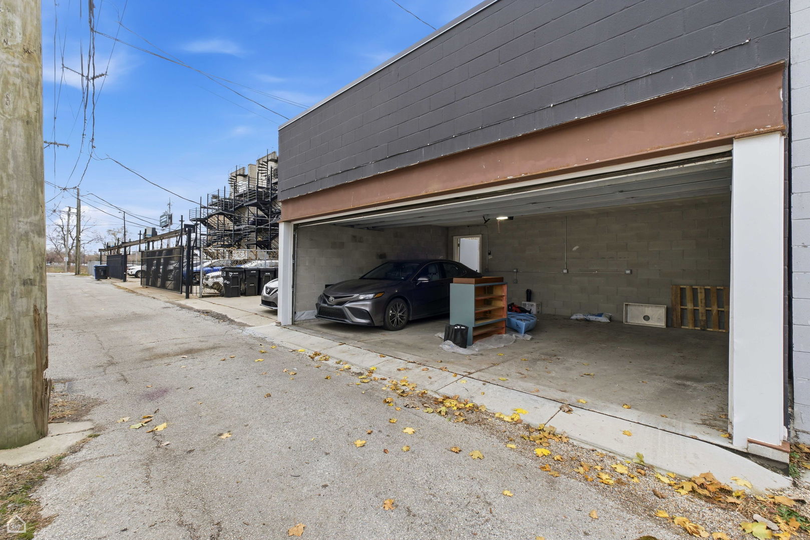 327 South Leavitt Street Chicago IL 60612