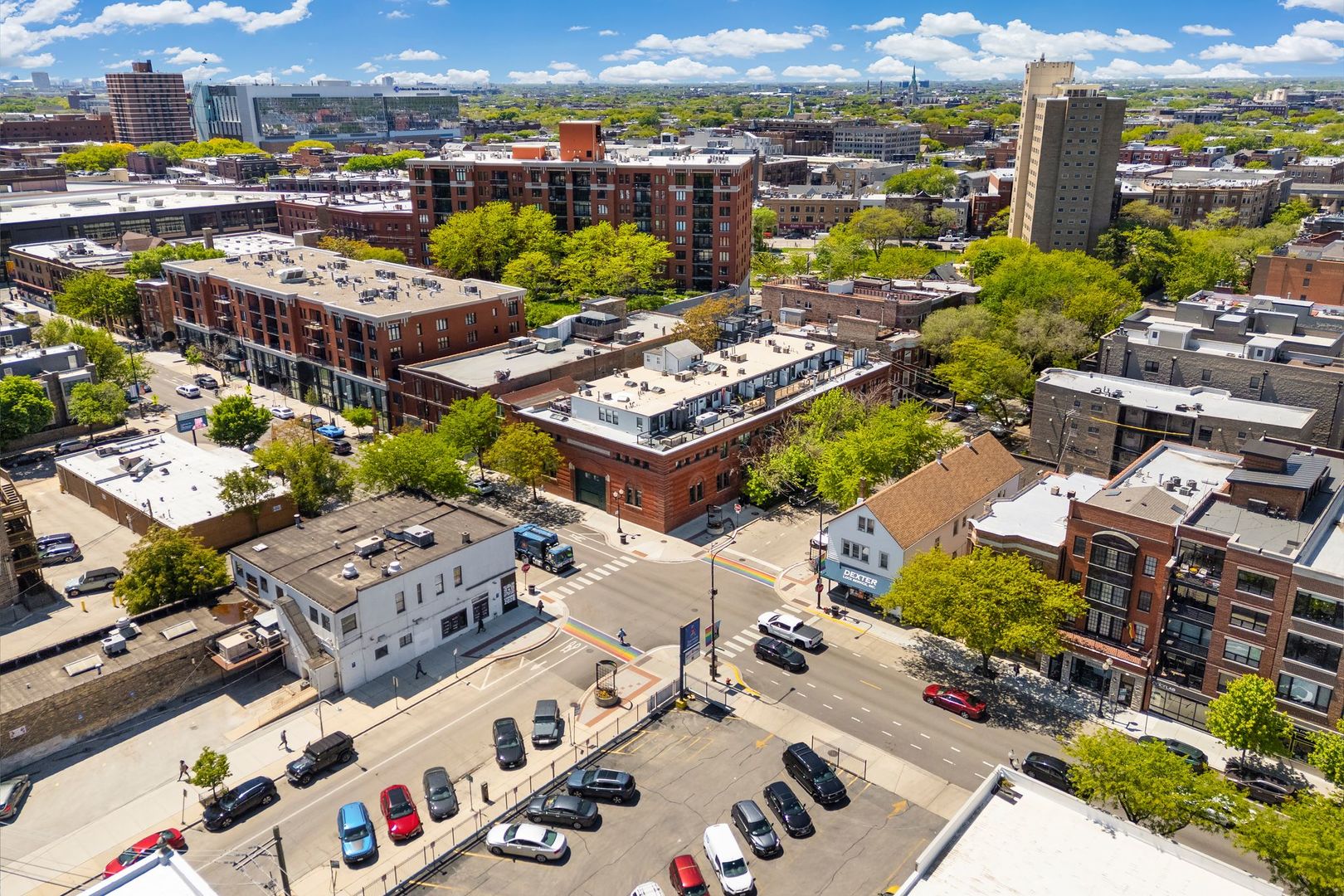 811 West Aldine Avenue Chicago IL 60657