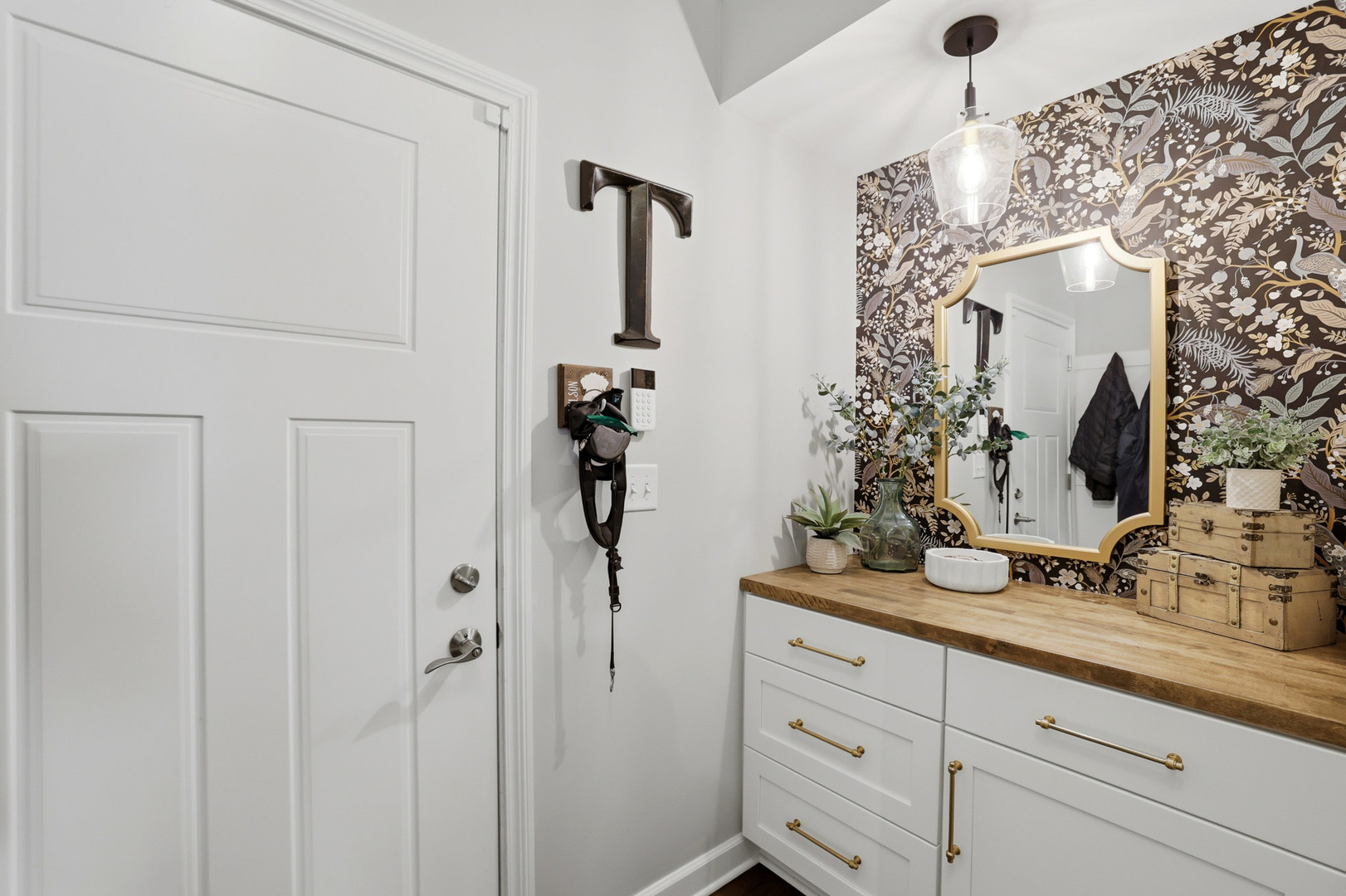 22W408 Autumn Blaze Drive Glen Ellyn IL 60137