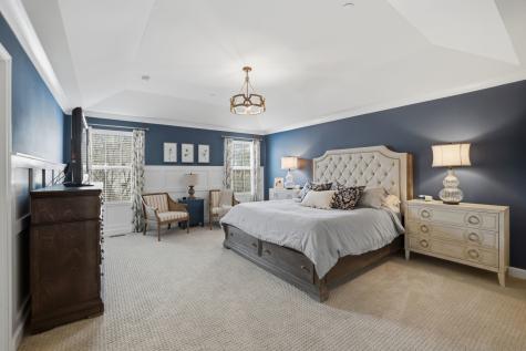 22W408 Autumn Blaze Drive Glen Ellyn IL 60137