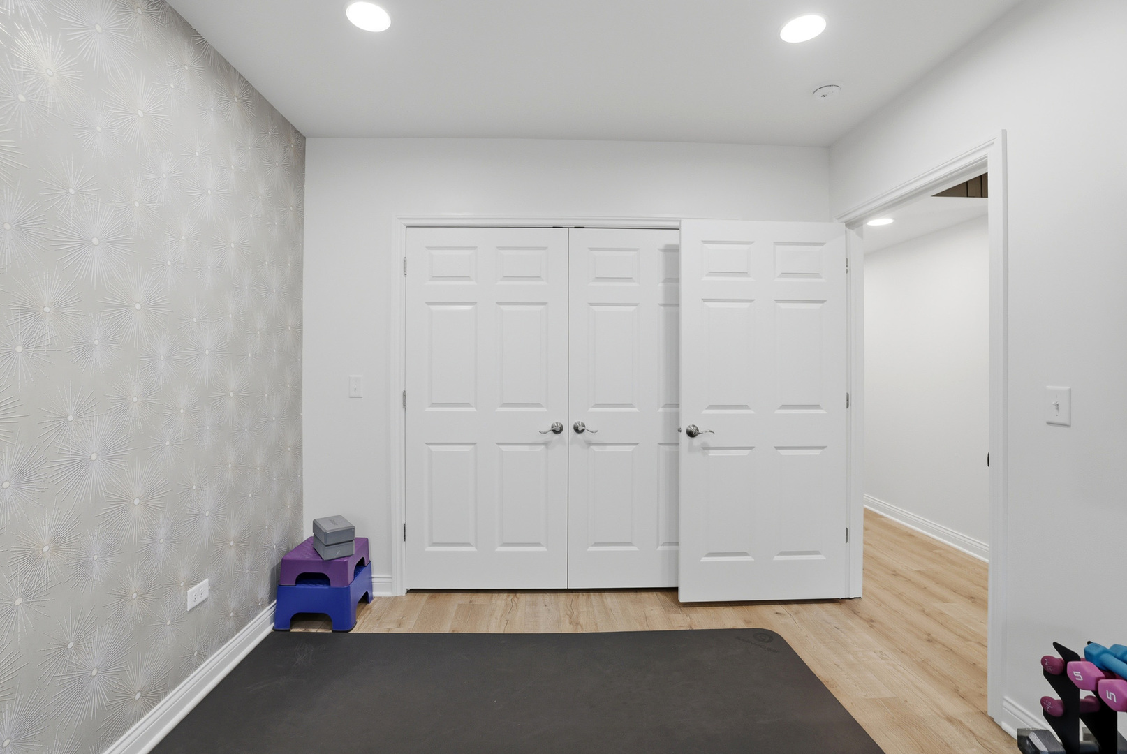 22W408 Autumn Blaze Drive Glen Ellyn IL 60137