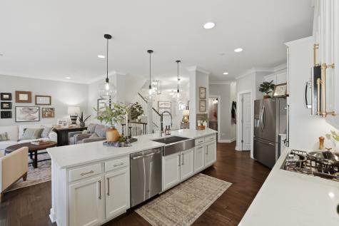22W408 Autumn Blaze Drive Glen Ellyn IL 60137