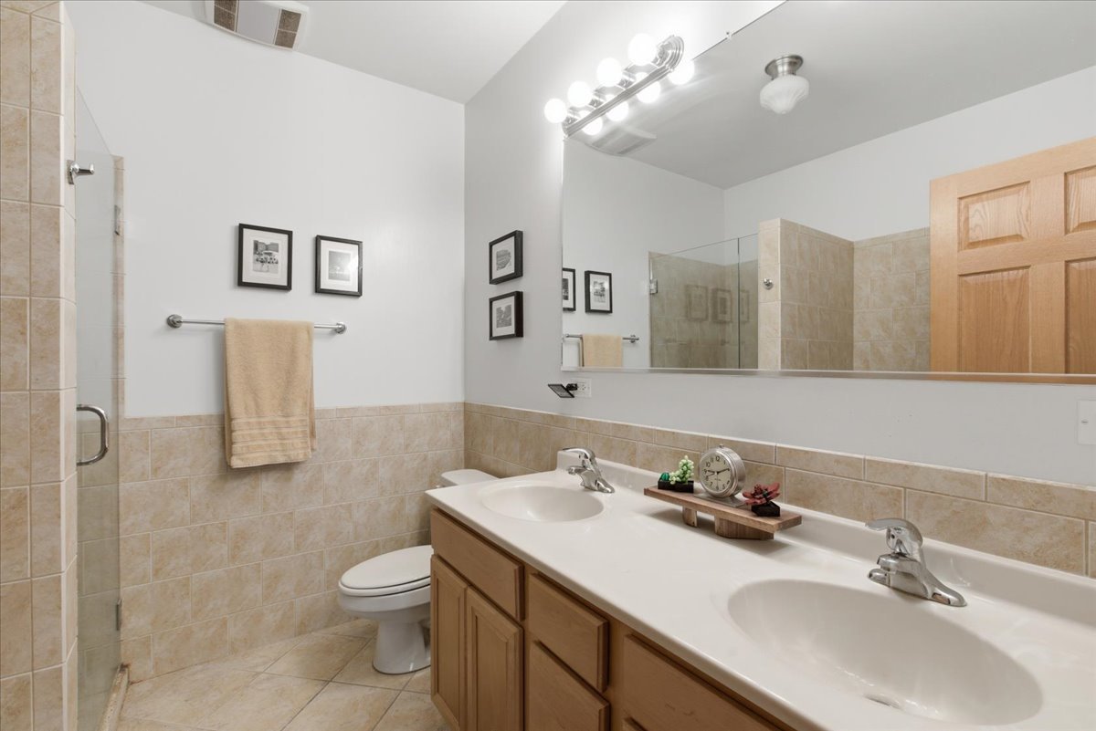 5311 South Woodlawn Avenue Chicago IL 60615