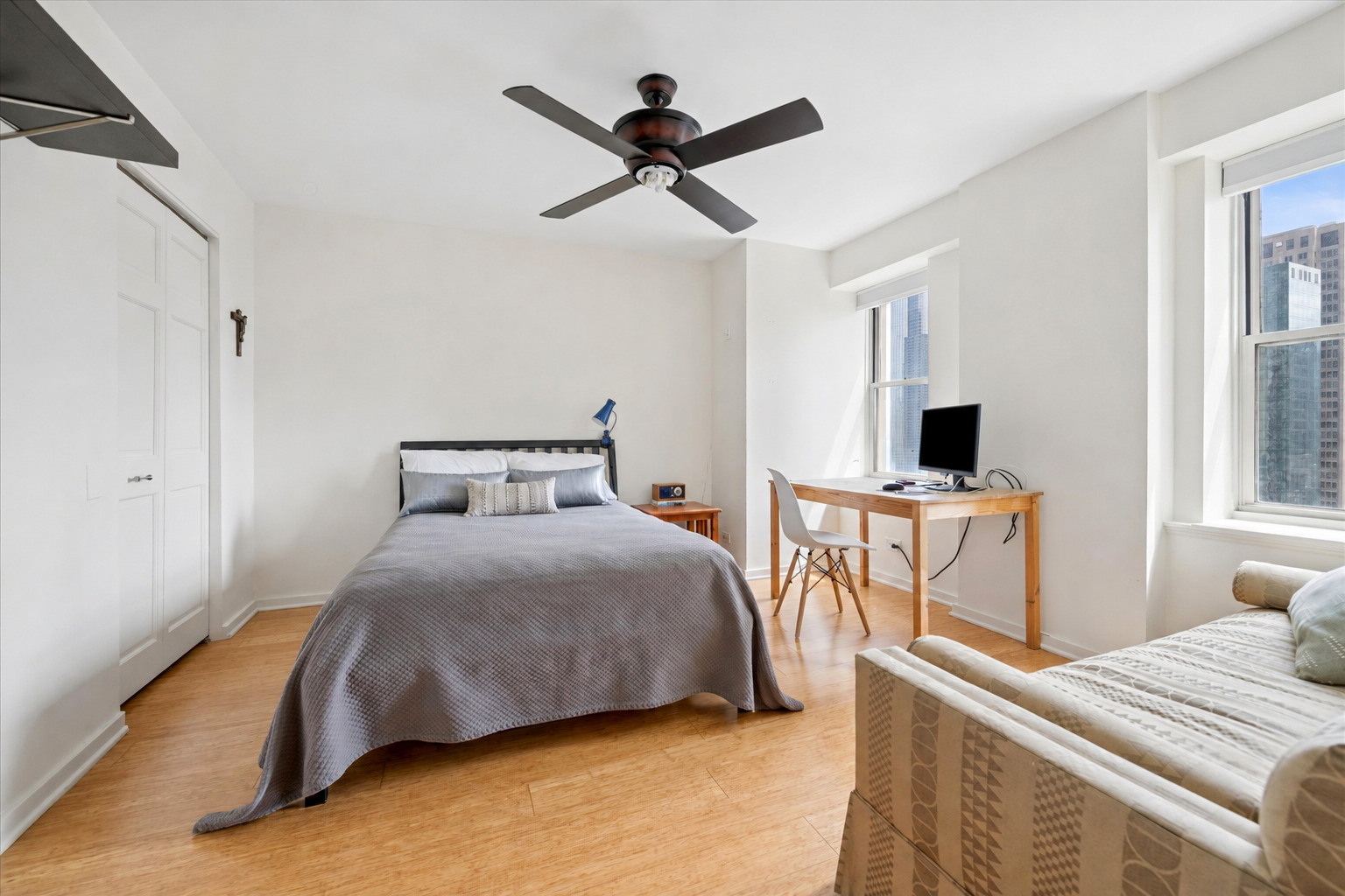 40 East 9th Street Chicago IL 60605