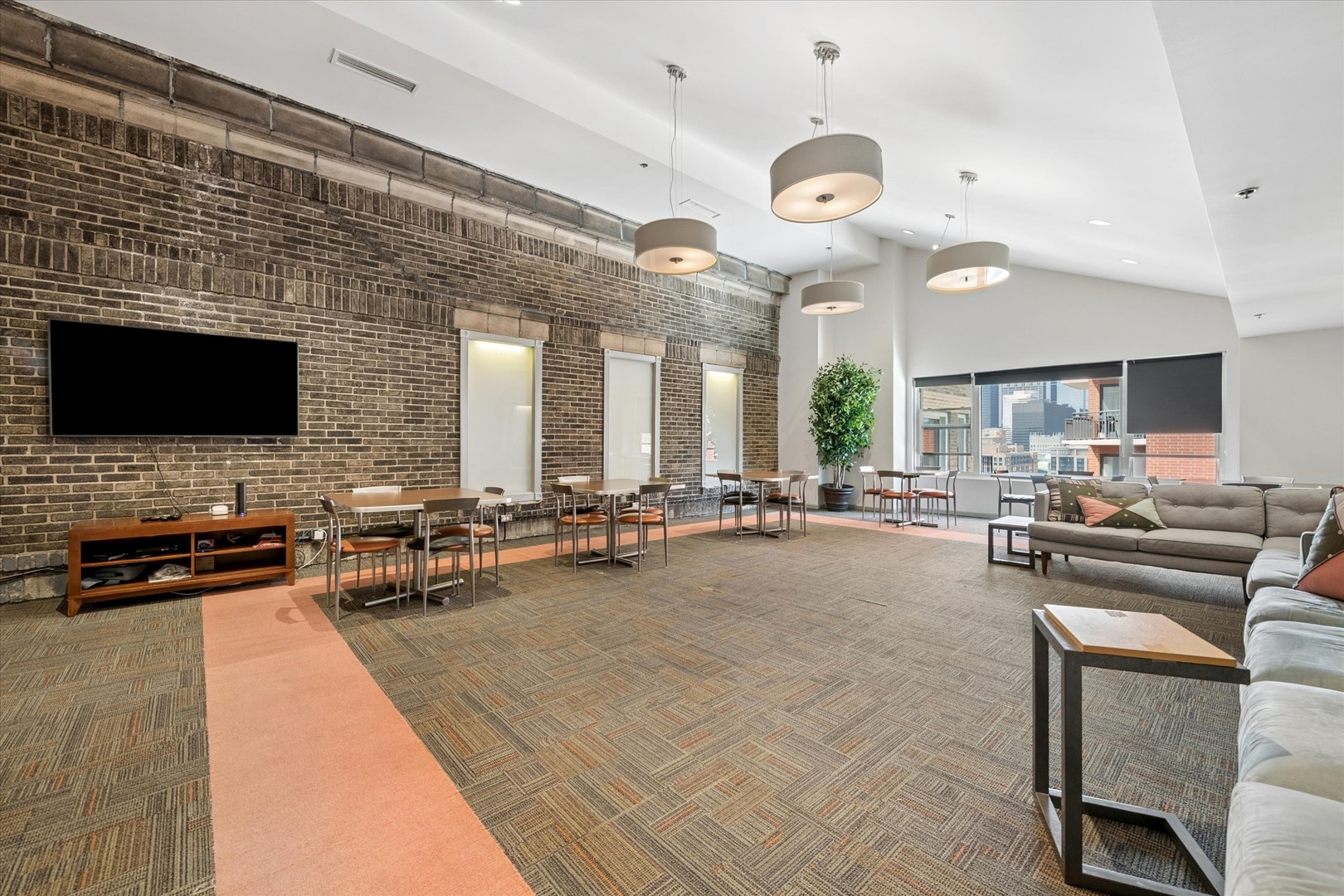 40 East 9th Street Chicago IL 60605