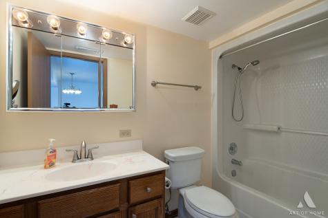 9510 South Kolmar Avenue Oak Lawn IL 60453