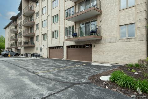 9510 South Kolmar Avenue Oak Lawn IL 60453