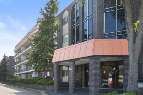 4949 Golf Road Skokie IL 60077