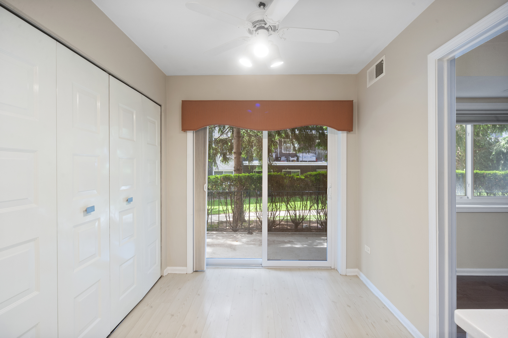 4949 Golf Road Skokie IL 60077