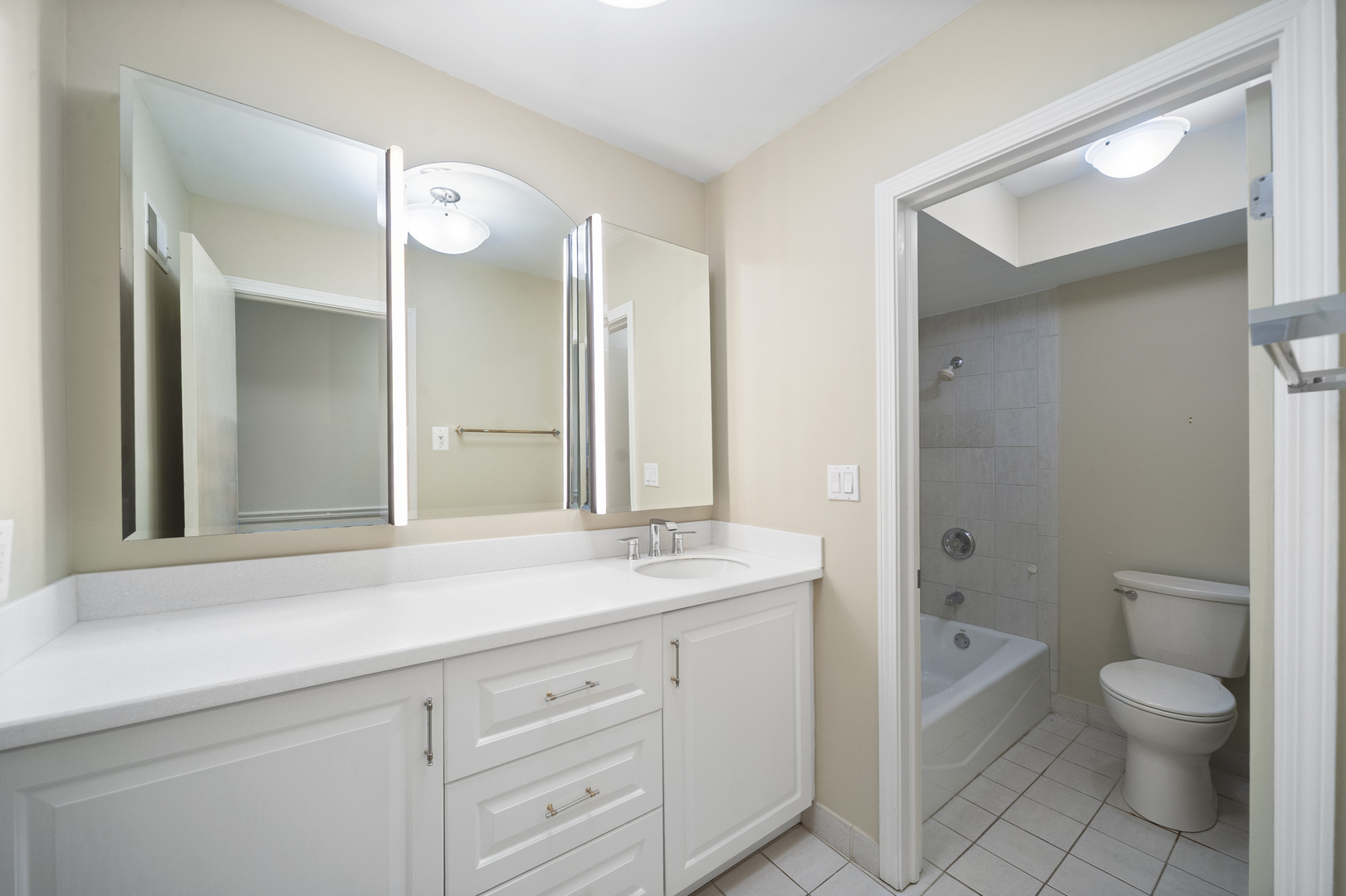 4949 Golf Road Skokie IL 60077
