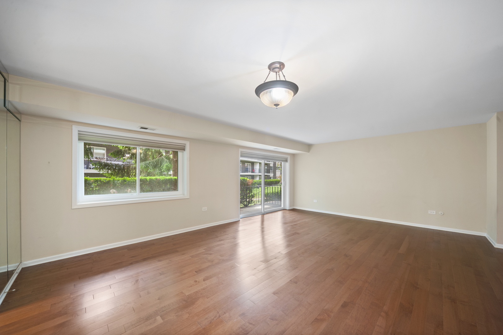 4949 Golf Road Skokie IL 60077
