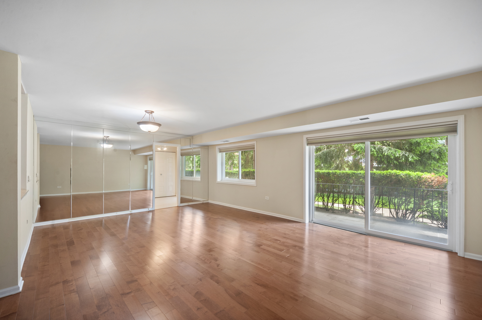 4949 Golf Road Skokie IL 60077