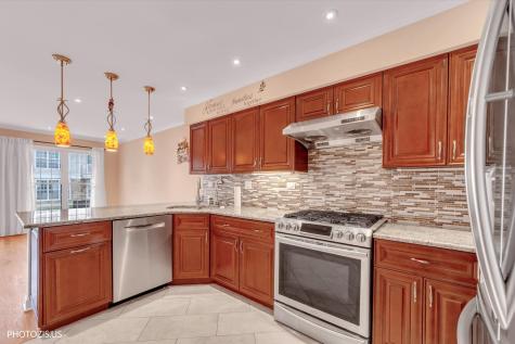 763 Grosse Pointe Circle Vernon Hills IL 60061