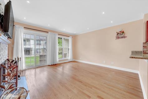 763 Grosse Pointe Circle Vernon Hills IL 60061