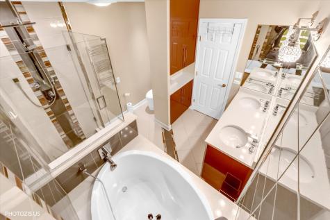 763 Grosse Pointe Circle Vernon Hills IL 60061