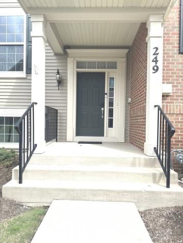 249 Lakeshore Drive Oswego IL 60543