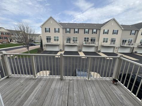 249 Lakeshore Drive Oswego IL 60543