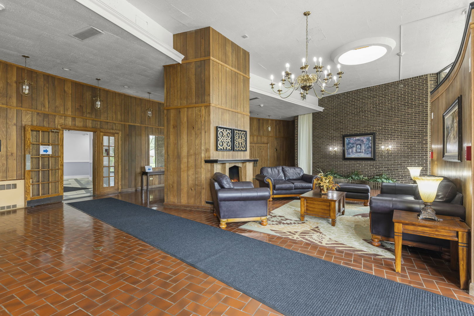 40 North Tower Road Oak Brook IL 60523