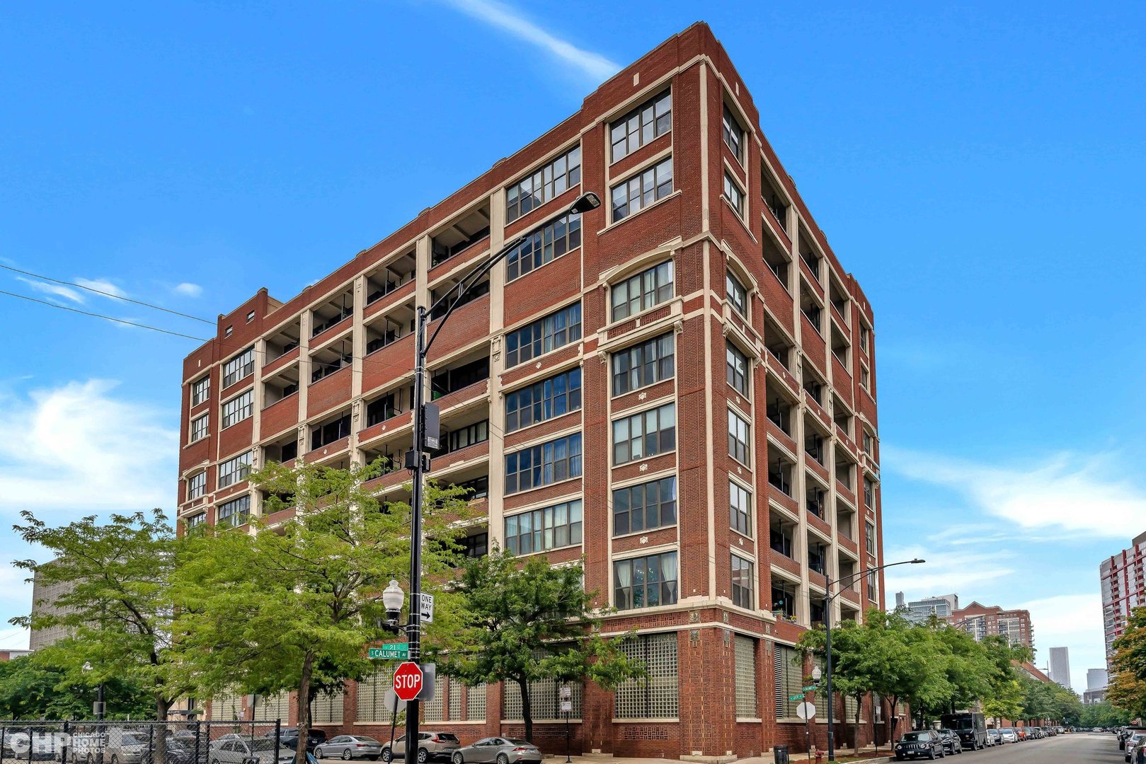320 East 21st Street Chicago IL 60616
