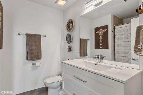 320 East 21st Street Chicago IL 60616