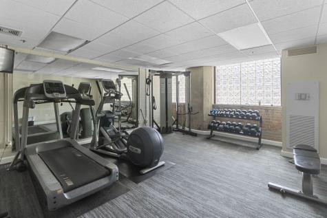 320 East 21st Street Chicago IL 60616